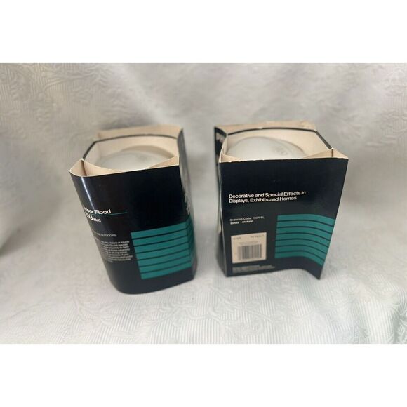 Philips 150W Indoor / Outdoor Flood Light Bulbs 2 Bulbs - Picture 2 of 3